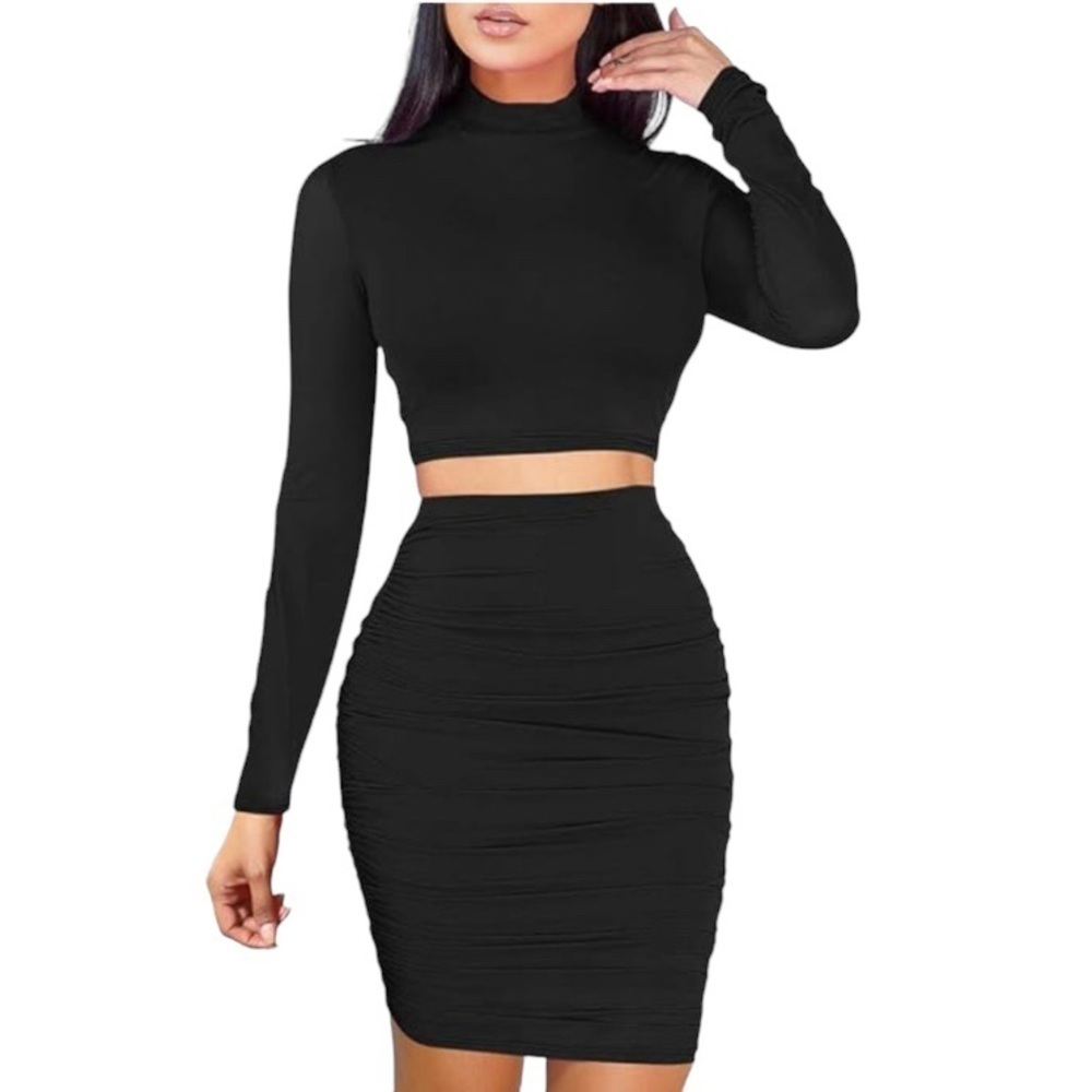 NEW Soly Hux Women Medium BODYCON 2 piece outfit crop top long sleeve midi skirt